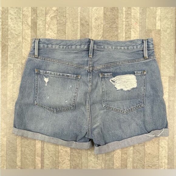 Frame Denim Le Beau Shorts In Elsey Rips - Picture 3 of 3